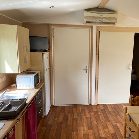 Mobilheim 4 Personen - behindertengerecht - 2CH 1SDB - Fernseher