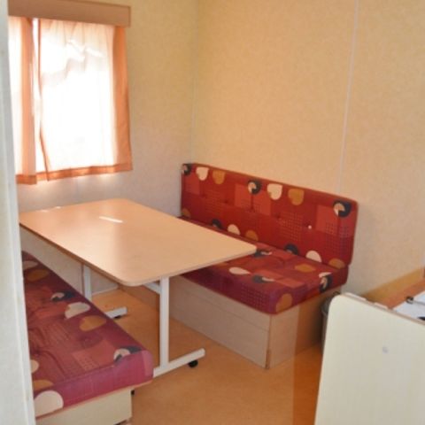 BUNGALOW 4 personnes - Mobil Home A 4P sans sanitaire (+ 15 ans)