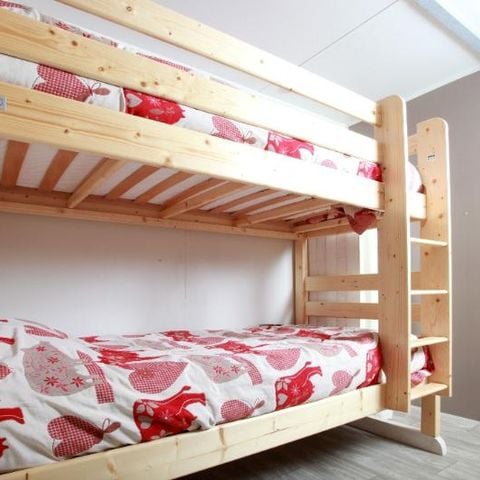 Chalet 5 persons - Cabane du jura sleeps 5 (2 bedrooms) PREMIUM range air-conditioned