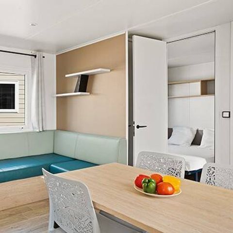 MOBILHOME 4 personas - Mobil-home | Confort | 2 Dormitorios | 4 Pers. | Terraza elevada | Aire acondicionado.