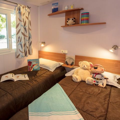 Mobile home 6 persons - Classic | 2 Bedrooms | 4/6 Pers. | Single terrace | Air-con.