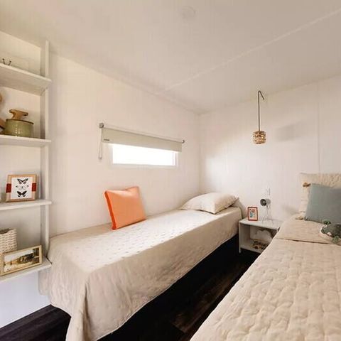 Canvas and wooden tent 4 persons - Coco Sweet | 2 Bedrooms | 4 Pers | Raised terrace | No bathroom | Air conditioning