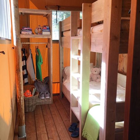 Tente en toile et en bois 6 personnes - Tente Lodge Tendi avec salle de bain
