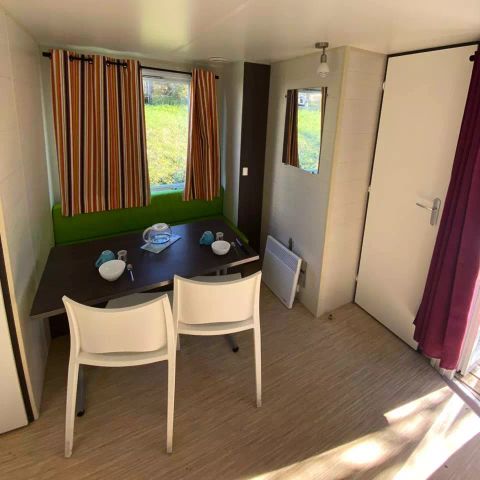 MOBILE HOME 4 people - 3-room mobile home sleeps 4