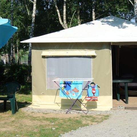 Tente en toile et en bois 4 personnes - Tente équipée (sans sanitaires ni chauffage)
