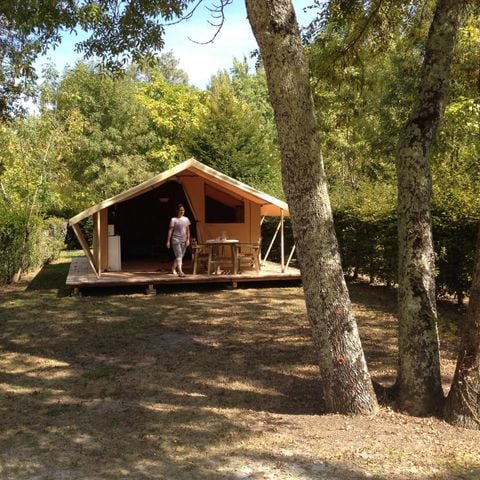 Tente en toile et en bois 4 personnes - CABANON