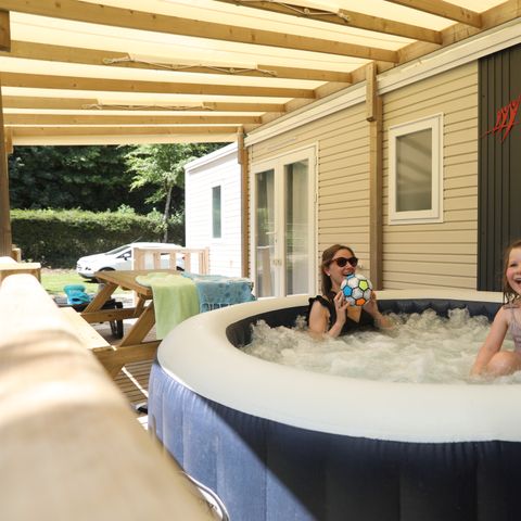 Stacaravan 6 personen - Luxe huisje