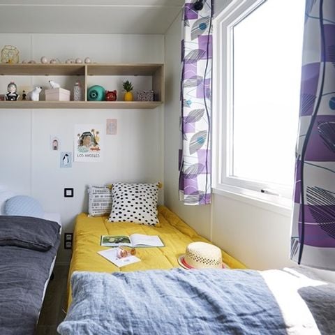 BUNGALOW 6 personnes - CONFORT - 3 chambres - TV - CLIM - LV