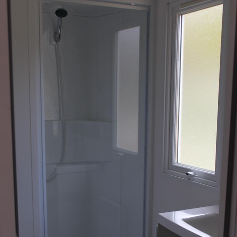 BUNGALOW 4 personnes - Confort 27m² dont terrasse 2 chambres + TV