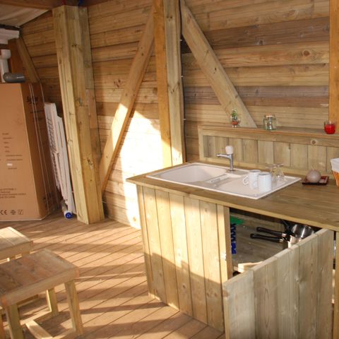 CANVAS AND WOOD TENT 5 people - LODGE PERCHEE - 2 bedrooms