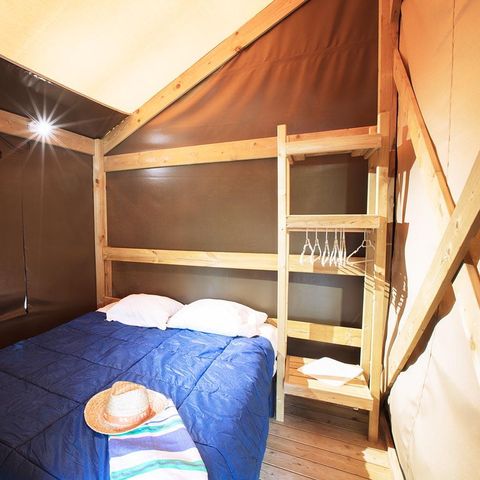 CANVAS AND WOOD TENT 5 people - LODGE PERCHEE - 2 bedrooms