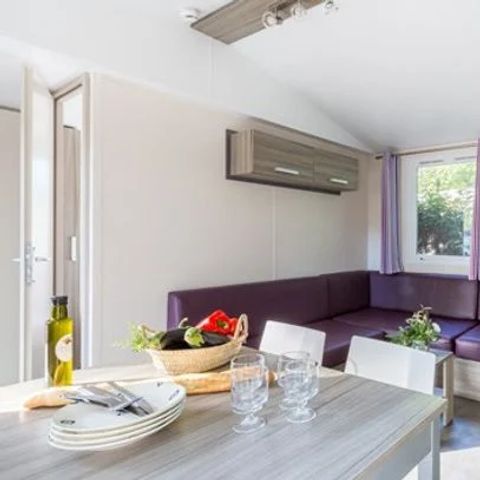 Stacaravan 4 personen - Stacaravan | Comfort | 2 Slaapkamers | 4 Pers. | Overdekt verhoogd terras