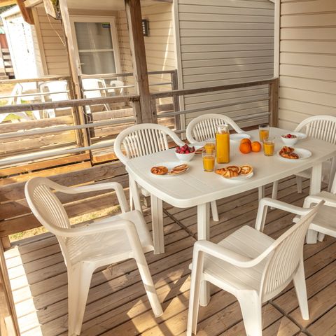 Stacaravan 6 personen - Mobile-home | Premium Azure | 3 slaapkamers | 6 pers. | Verhoogd terras | TV