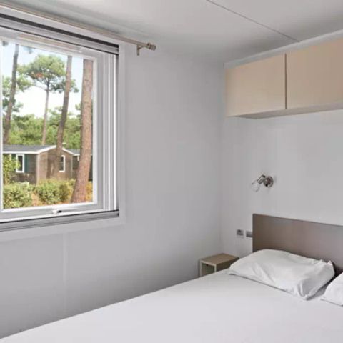 BUNGALOW 6 personnes - Mobil-home | Comfort | 2 Ch. | 4/6 Pers. | Terrasse simple | Clim. | TV