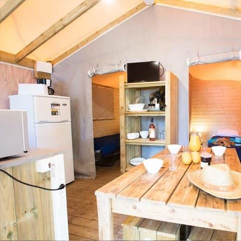 Tente en toile et en bois 5 personnes - CABANE sur pilotis
