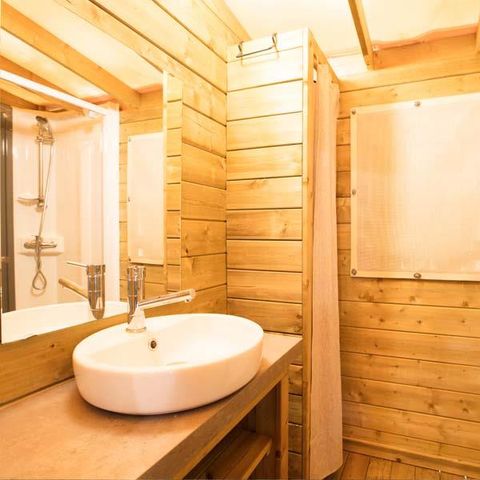 Tente en toile et en bois 5 personnes - CABANE sur pilotis