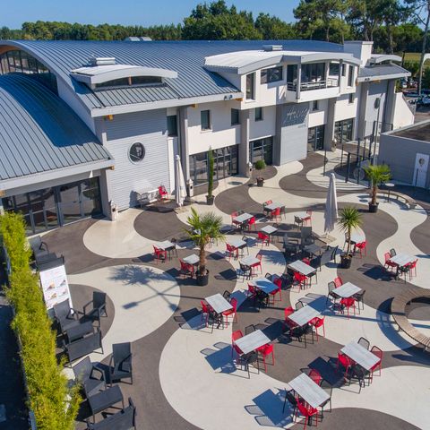 Camping Village Resort et Spa Le Vieux Port à MESSANGES, tarifs et ...