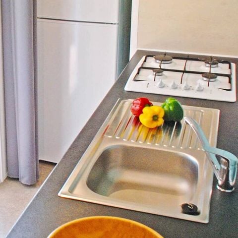 Bungalow 6 personnes - Mobil-home | Comfort | 2 Ch. | 4/6 Pers. | Terrasse surélevée | TV