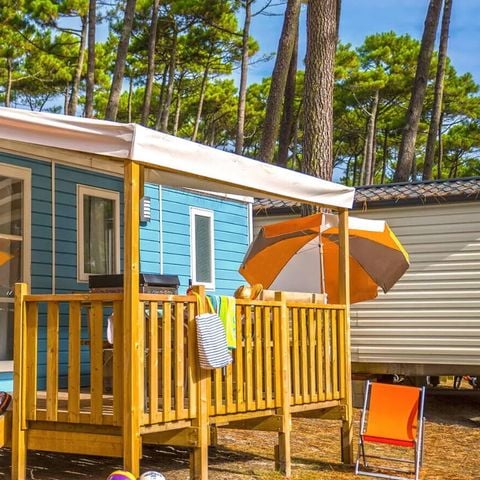 Bungalow 6 personnes - Mobil-home | Comfort | 2 Ch. | 4/6 Pers. | Terrasse surélevée | TV
