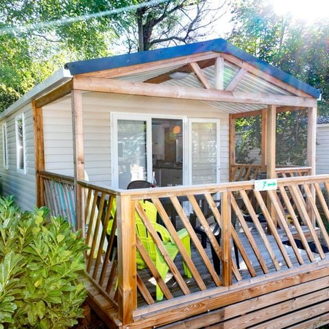 Mobilheim 6 Personen - MH2 Premium + Terrasse 8 m², mit Sanitäranlagen