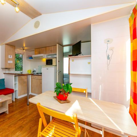 Mobilheim 4 Personen - MH2 Confort 27 m² + Klimaanlage, mit Sanitäranlagen