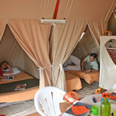 Bungalowtent 5 personen - (zonder sanitair)