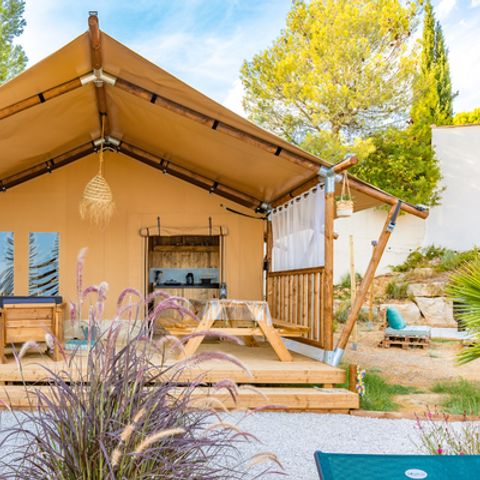 Canvas and wooden tent 4 persons - Wood Lodge Premium Spa