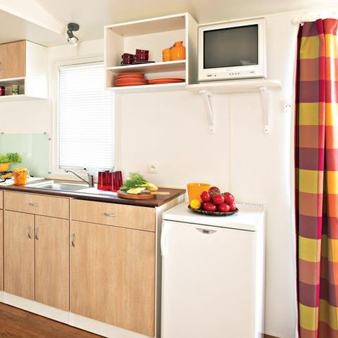 Stacaravan 6 personen - MH 28m² 2 CH.