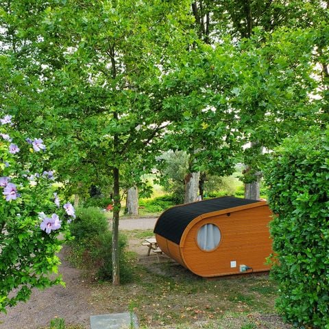 HÉBERGEMENT INSOLITE 4 personnes - Hutte étape nature