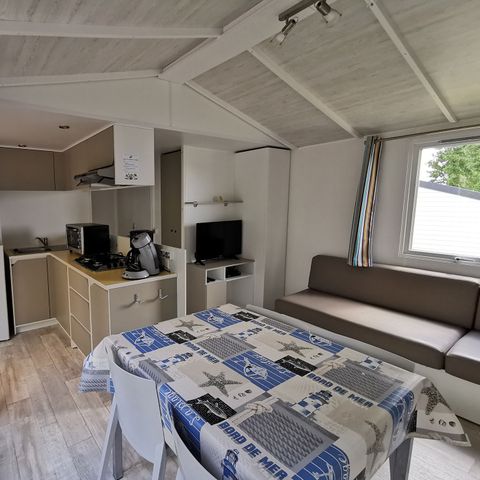 BUNGALOW 6 personnes - MH3 N°30 avec terrasse couverte