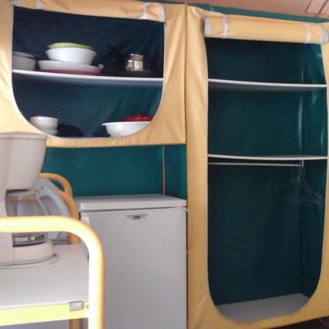 Bungalowtent 5 personen - zonder sanitaire voorzieningen