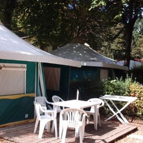 CANVAS BUNGALOW 5 people - without sanitary facilities