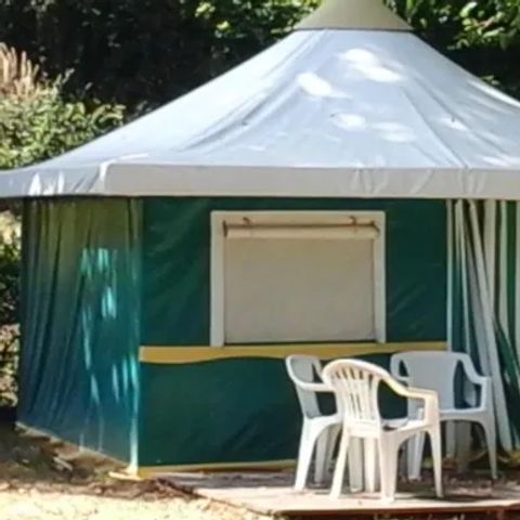 BUNGALOW TOILÉ 5 personnes - sans sanitaires