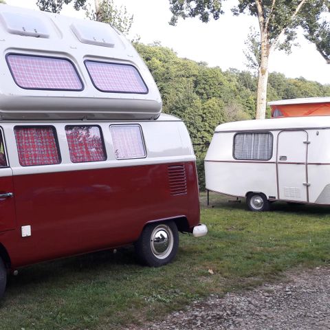 Kampeerplaats - Comfort pakket (1 tent, caravan of camper / 1 auto / 10A elektriciteit) 2/6 pers