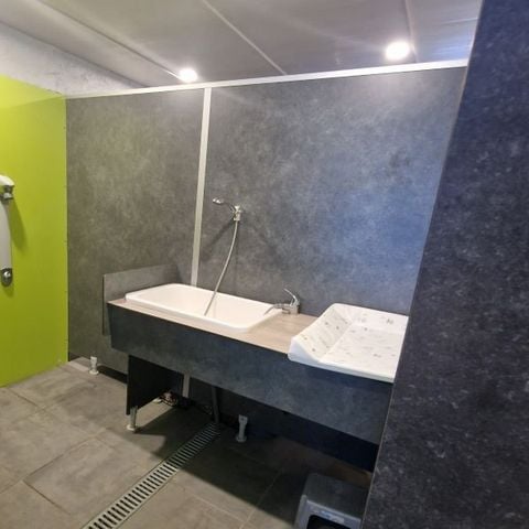 STAANPLAATS - Standplaats MET elektriciteit