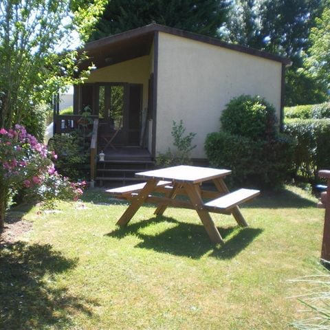 BUNGALOW 4 personnes - 100