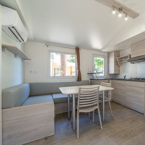 Mobilheim 6 Personen - Classic | 3 Schlafz. | 6 Pers. | Erhöhte, nicht überdachte Terrasse | Clim.