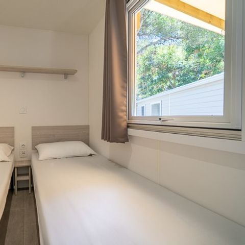 Mobilheim 6 Personen - Comfort XL | 3 Schlafz. | 6 Pers. | Überdachte Terrasse | Klimaanlage