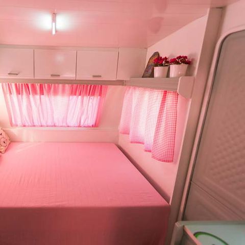 CARAVAN 5 persone - Verde Albahaca, senza servizi igienici