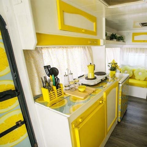 Wohnwagen 5 Personen - Amarillo Limon ohne Sanitäranlagen