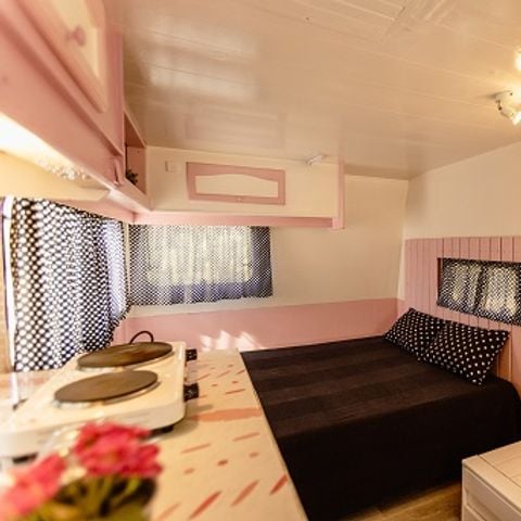 Caravan 4 personen - Rosa Plumas, zonder sanitair