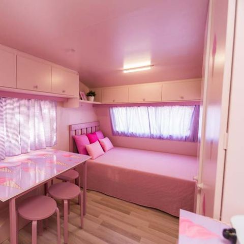 Caravana 4 personas - 16 CAPRICHO