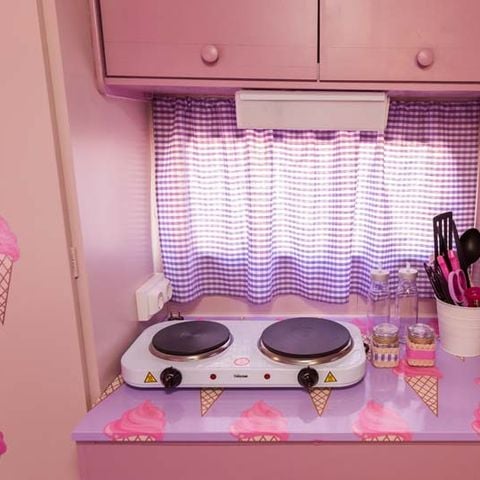 Wohnwagen 4 Personen - Rosa Capricho, ohne Sanitär