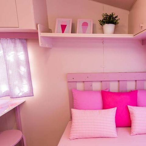 Caravan 4 personen - Rosa Capricho, zonder sanitair