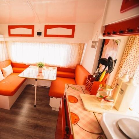 CARAVANE 4 personnes - Roja, sans sanitaires