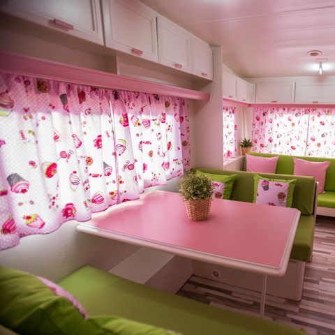 Caravan 4 persons - 08 CUPCAKE