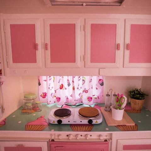 CARAVANE 4 personnes - ROSE CUPCAKE, sans sanitaires