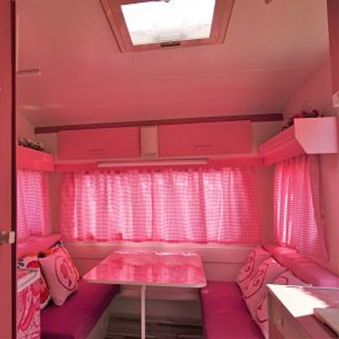 CARAVAN 4 persone - DOLL, senza servizi igienici