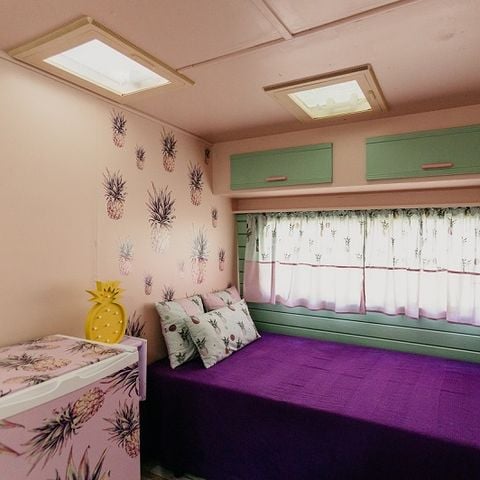 Caravan 3 personen - ROKEN, zonder sanitair