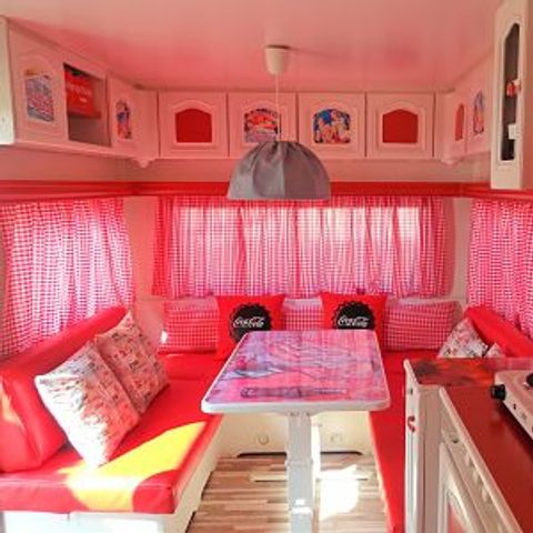 Caravan 4 personen - COLA, zonder sanitair